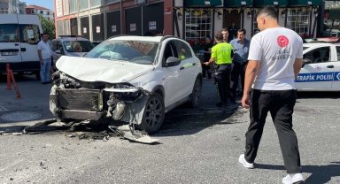 Kapaklı'da 3 aracın çarpıştığı kazada 1 kişi yaralandı