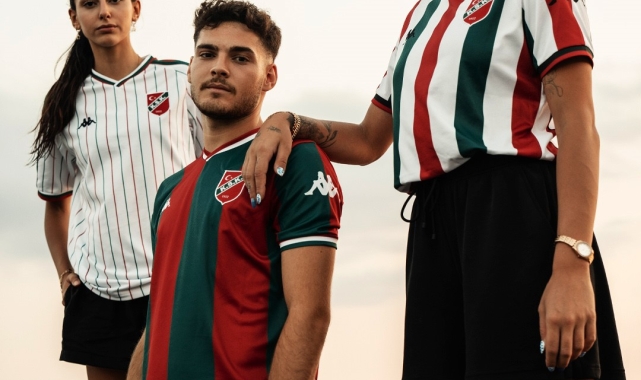 Karşıyaka, yeni sezon formalarını tanıttı