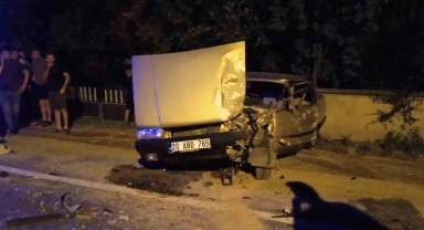 Kaza yapan otomobillere tır çarptı: 1 ölü, 1 yaralı