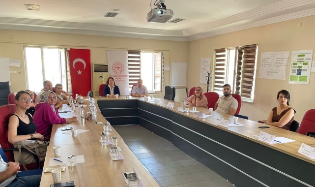 Kırklareli'nde "Bulaşıcı Hastalıklarla Mücadele ve Erken Uyarı Cevap Sistemi" eğitimi