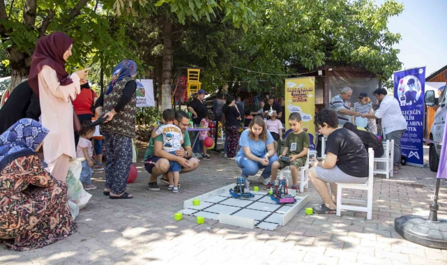 Kırsal kesimdeki kadın ve çocuklar, teknoloji ve sanatla buluşuyor