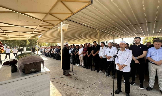 Köksal Toptan'ın kız kardeşi Semra Tuna son yolculuğuna uğurlandı