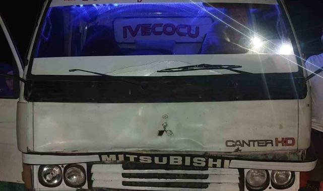 Konya'da kamyonetle çarpışan motosiklet sürücüsü ağır yaralandı