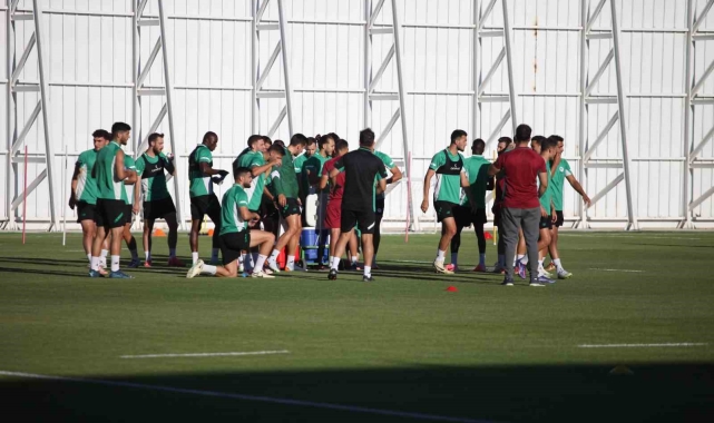 Konyaspor'da Galatasaray maçı hazırlıkları sürüyor
