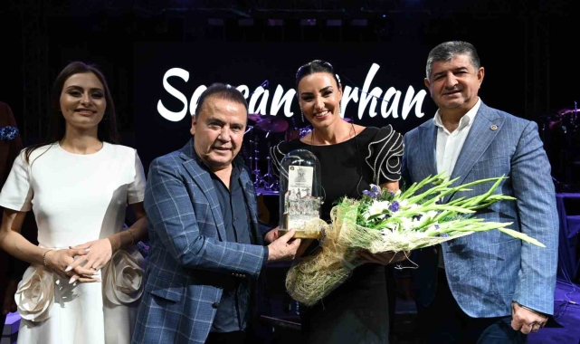 Korkuteli'nde festival ve zafer coşkusu bir arada yaşandı