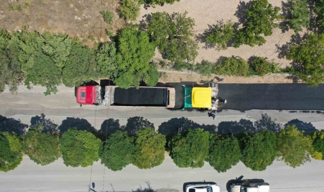 Küpeli mahallesinde sıcak asfalt çalışması yapıldı