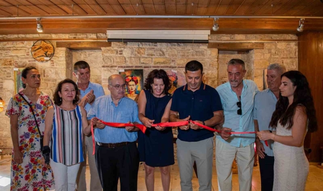 Kuşadası İbramaki Sanat Galerisi, el sanatları sergisine ev sahipliği yapıyor