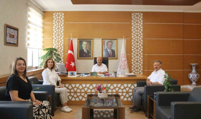 Kütahya Fevzi Çakmak İlkokulunun "Sayfalar Canlanıyor" isimli projesi Teknofest finallerinde