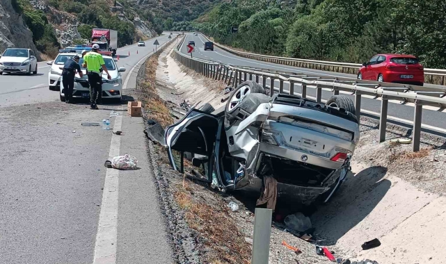 Kütahya'da iki otomobilin takla attığı kazada 6 kişi yaralandı