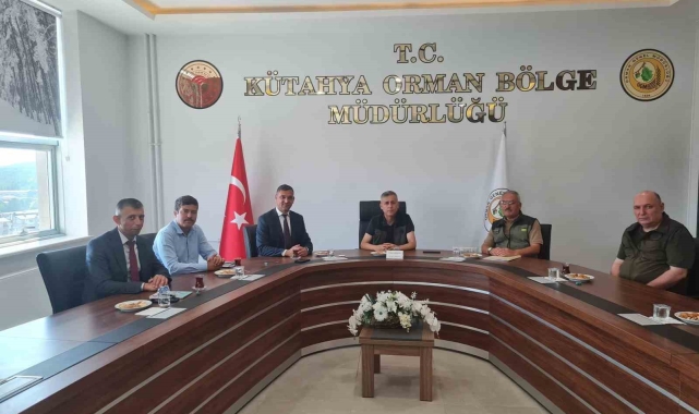 Kütahya'da tarım ve hayvancılık alanındaki yatırım ve projeler masaya yatırıldı