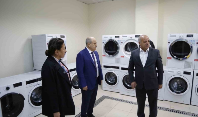 KYK yurtlarında inceleme yapan Vali Dağlı; "Öğrencilerimize aile konforunda bir ortam hazırladık"