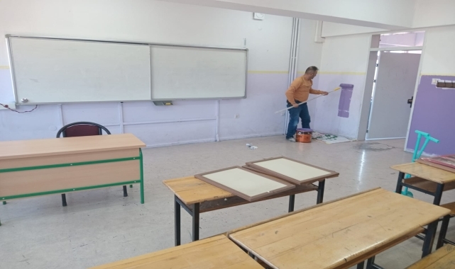Ladik'teki okullar eğitime hazırlanıyor