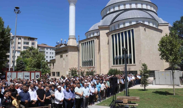 Malatya'da Haniye için gıyabi cenaze namazı kılındı