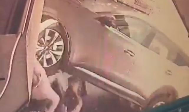Maltepe'de aracın dükkana girmesiyle 4 kişinin yaralandığı kazanın yeni görüntüleri ortaya çıktı