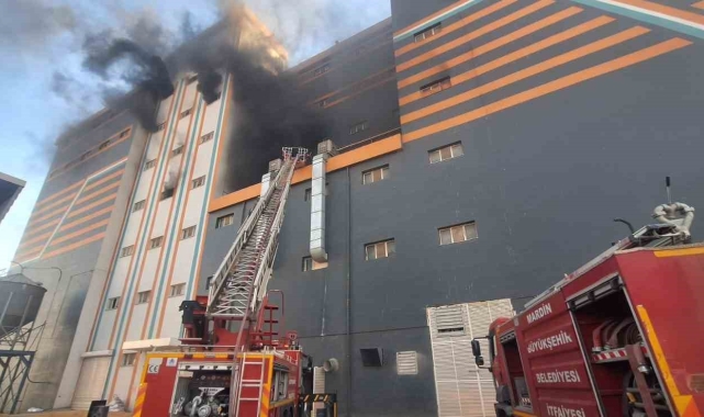 Mardin'de un fabrikasında yangın