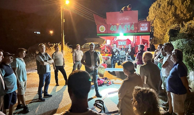 Marmaris Çetibeli'nde yangın gönüllülerine eğitim verildi