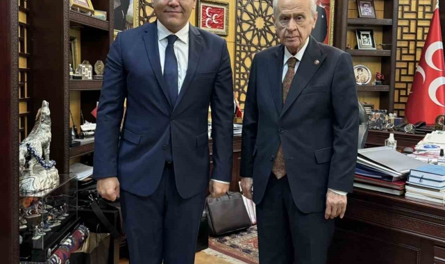 Martı kurucusu Öktem, Bahçeli'yi ziyaret etti