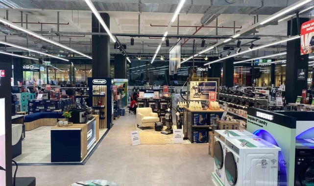 MediaMarkt İstanbul'daki mağazalarını görme engelliler için erişilebilir hale getirdi
