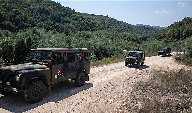 MEHMETÇİK, KOSOVA-SIRBİSTAN SINIR BÖLGESİNDE DEVRİYE FAALİYETLERİNE DEVAM EDİYOR!