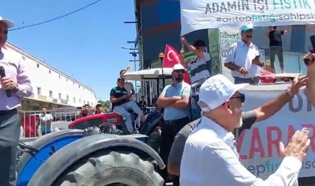 Milletvekili konuşurken yanına yaklaşan şahıs havaya ateş etti
