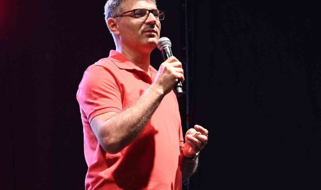 Milli Sporcu Yusuf Dikeç, Ağustos Fuarı'nda hemşerileriyle buluştu