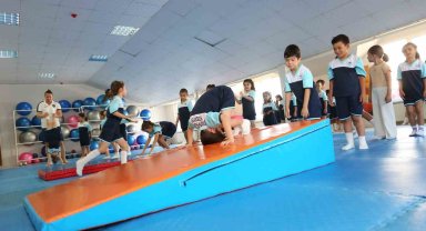 Miniklerden jimnastiğe yoğun ilgi