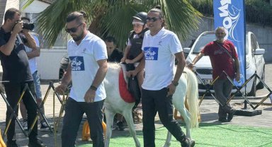 Miniklere hayvan sevgisi aşılandı