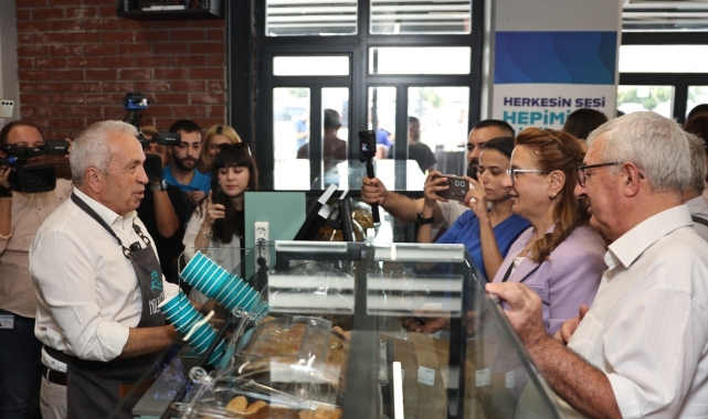 Nilüferliler'in yeni buluşma noktası Nilbel Kafe açıldı
