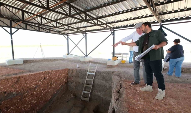 Odunpazarı Belediye Başkanı Kurt'tan Eskişehir'in bilinen en eski şehrine ziyaret