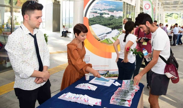 Öğrenciler için Otobüs Terminali'nde 'Kayıt Danışma Masası' açılacak