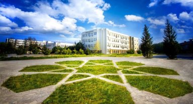 Öğrencilerden BUÜ'ye büyük ilgi