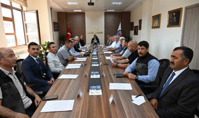 Oltu OSB yönetim kurulu toplantısı vali Çiftçi başkanlığında yapıldı