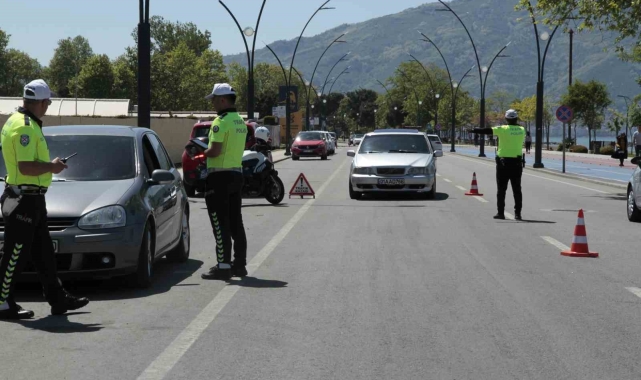 Ordu'da bir haftada yaklaşık 15 bin araç ve sürücüsü denetlendi