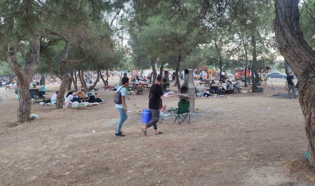 Ortaköy'e piknikçi akını