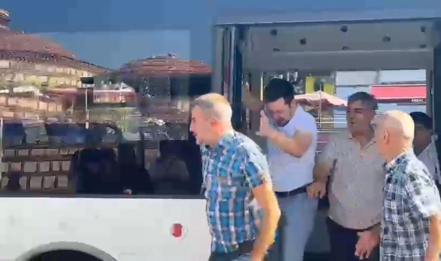 Otobüste yer kavgası