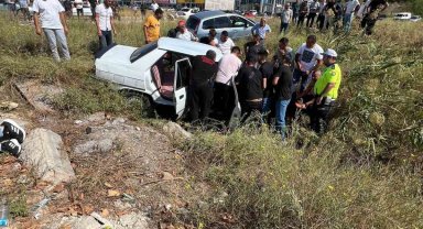 Otomobiller çarpıştı: 4 yaralı