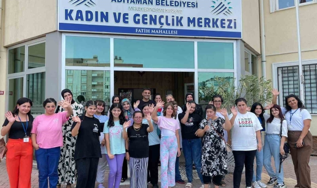 Özel çocuklara kuaför hizmeti verildi