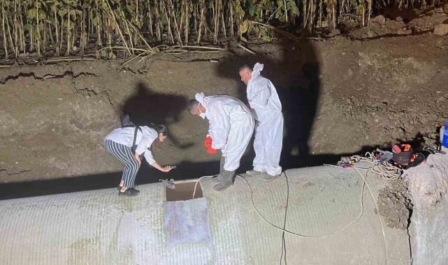 Patlayan sulama borusunda onarım çalışması