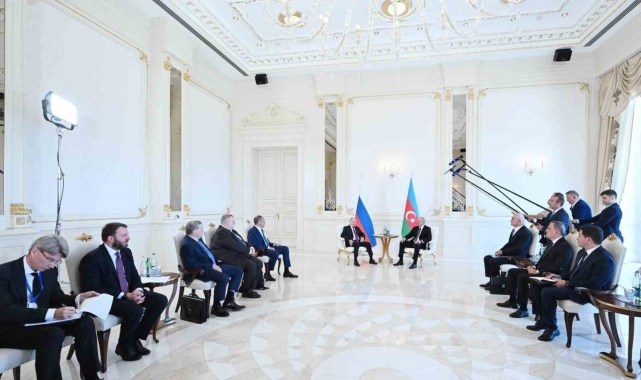 Putin, "Azerbaycan ile Ermenistan arasında barış anlaşmasının imzalanmasına katkı sağlamaktan mutluluk duyarız"