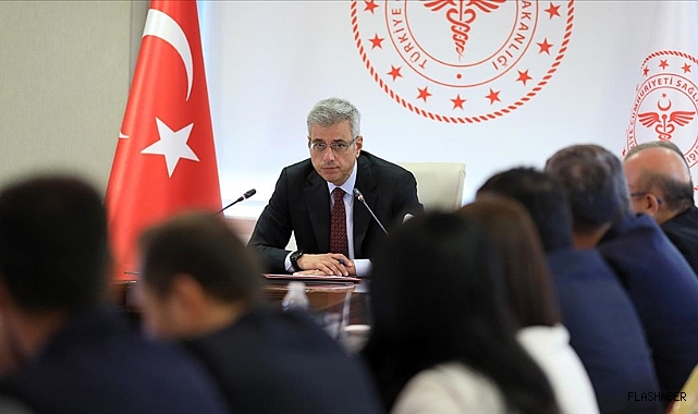 SAĞLIK BAKANI MEMİŞOĞLU:MAYMUN ÇİÇEĞİ VE KOVİD-19 İLE İLGİLİ GELİŞMELERİ TAKİP EDİYORUZ!