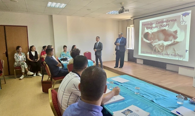Sağlık çalışanlarına Yenidoğan Canlandırma Programı eğitimi verildi