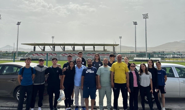 Sakarya Büyükşehir'in yıldız sporcularına 1. Lig bileti