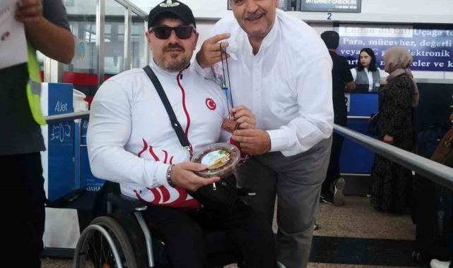 Şampiyona tek kişilik uğurlama