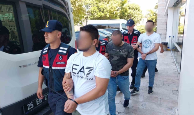 Samsun'da jandarma tarafından uyuşturucu ve silah ele geçirildi: 3 gözaltı