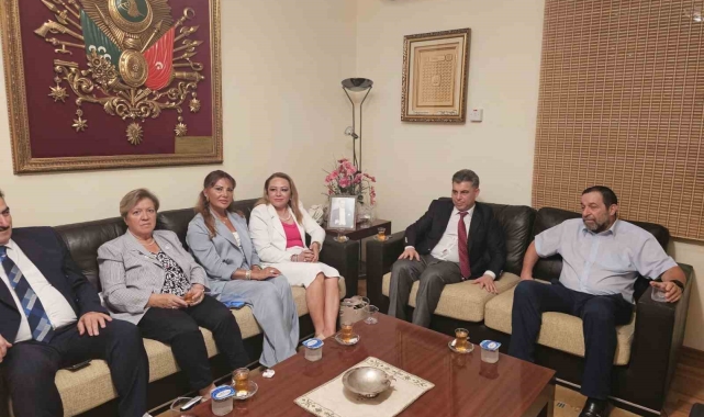 SANKON heyeti, Serdar Denktaş ile bir araya geldi