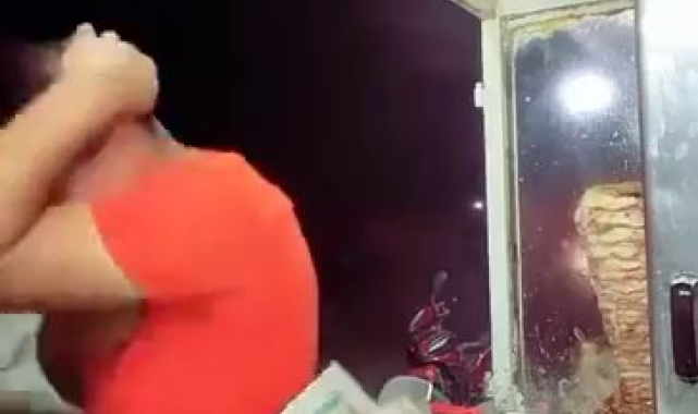 Şanlıurfa'da canlı yayında dönerciye silahlı saldırı
