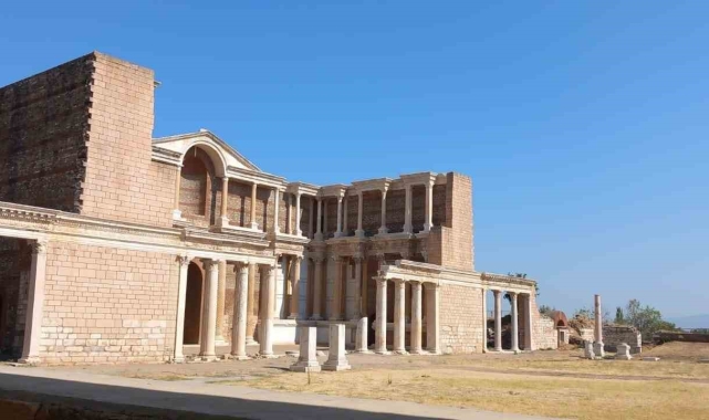 Sardes Antik Kenti'ndeki kazılarda 160'ıncı yıl