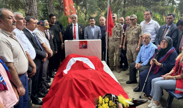 Şehit Başçavuş Ferhat Gedik, Hatay'da mezarı başında dualarla anıldı