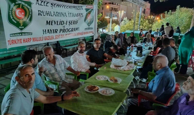 Şehitler için mevlit ve hayır programı düzenlendi