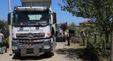 Serdivan'da asfalt sezonu devam ediyor